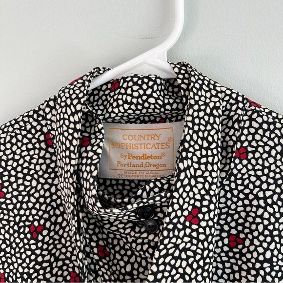 VTG Country Sophisticates by Pendleton Black and White Patterned Tie Blouse 12 - Picture 3 of 8